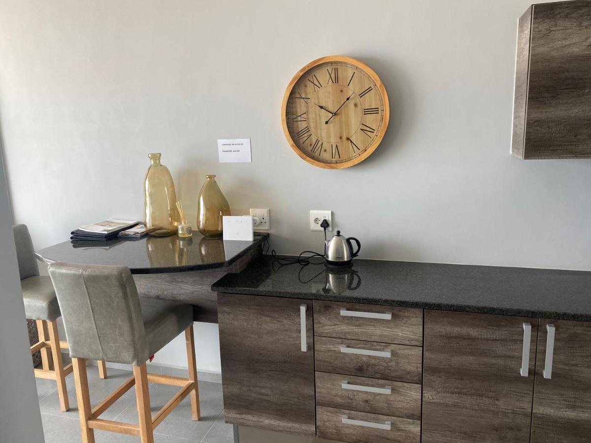 Apartment 32, Bay View Suites Langstrand Екстер'єр фото