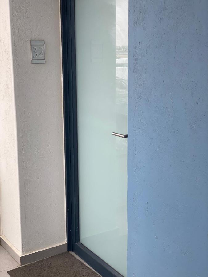 Apartment 32, Bay View Suites Langstrand Екстер'єр фото
